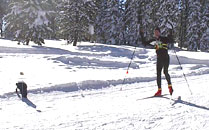 Dan-Stoll Hadayia showing off while he's warming up (2004 Burton Creek Ski-O, Photo: Thorsten Graeve)